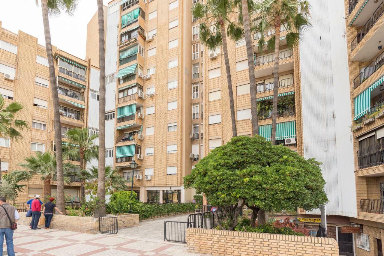 Stunning Spacious City Apartment With Free Parking Málaga Dış mekan fotoğraf