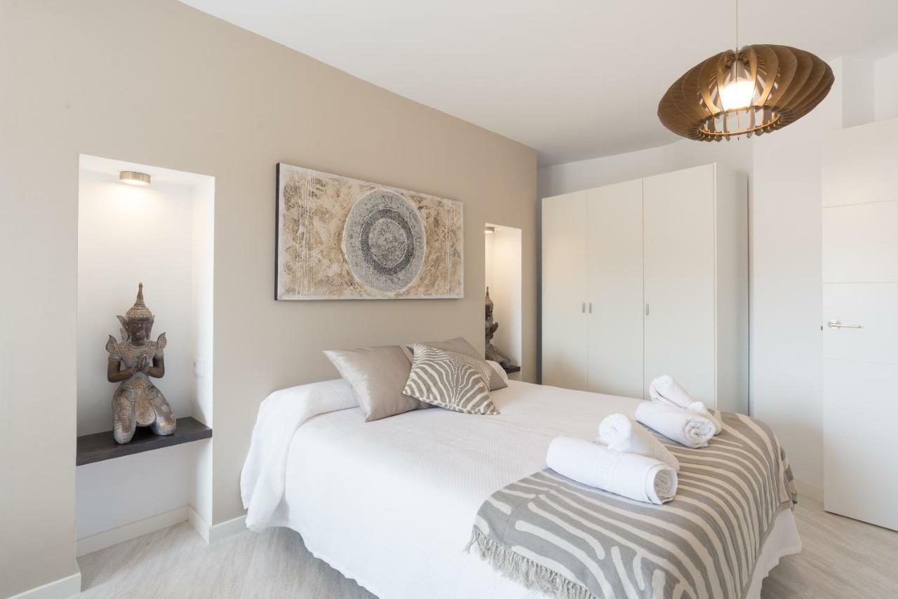 Stunning Spacious City Apartment With Free Parking Málaga Dış mekan fotoğraf